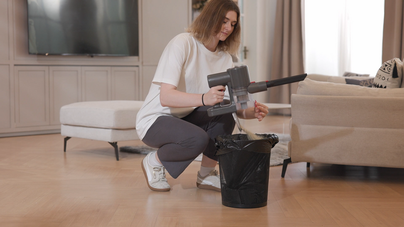 One-Touch Dust Emptying